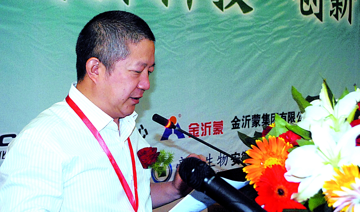 工业与信息化部原材料工业司石化化工处处长张文明